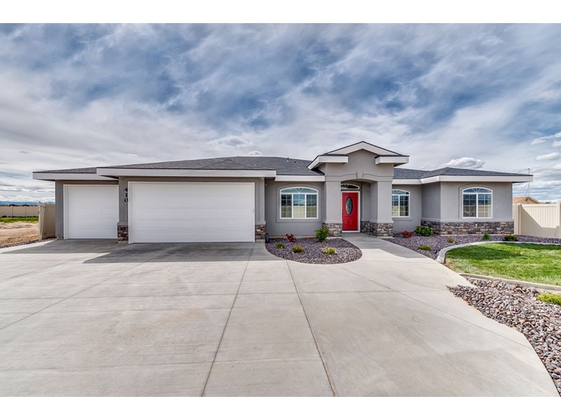 001_Front-of-Home
