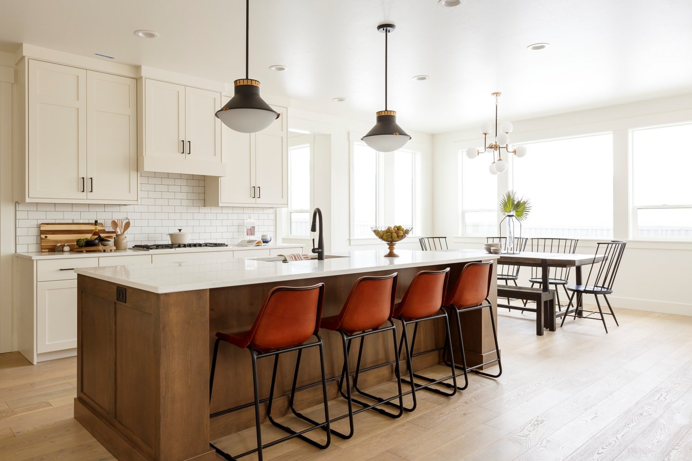 Kitchen close 1400x933